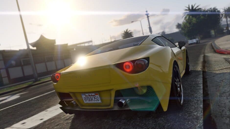 Grand Theft Auto V Premium Online + Whale Shark Edition screenshot 2