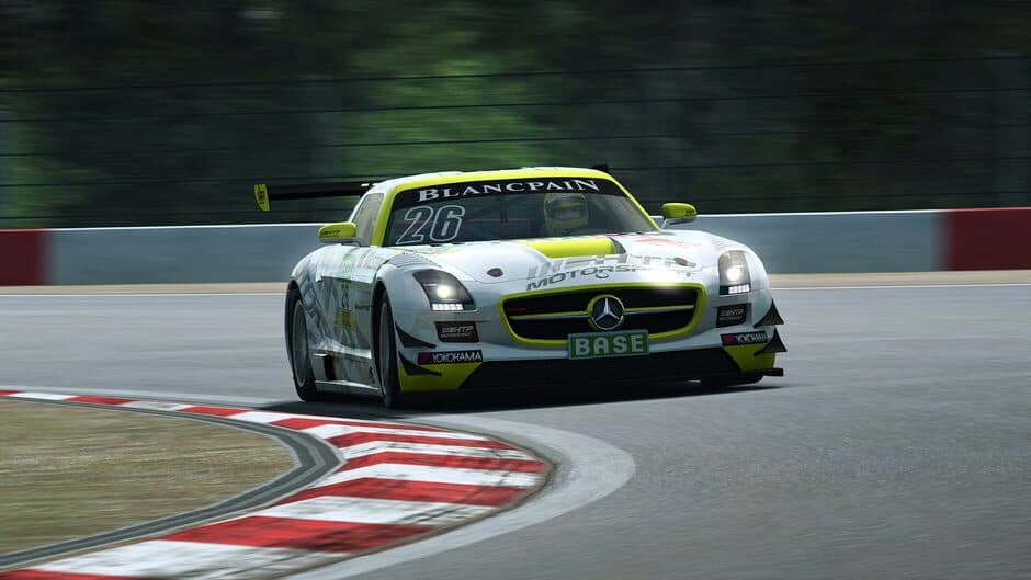 RaceRoom - ADAC GT Masters Experience 2014 screenshot 3