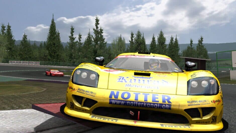 GTR 2 - FIA GT Racing Game screenshot 2